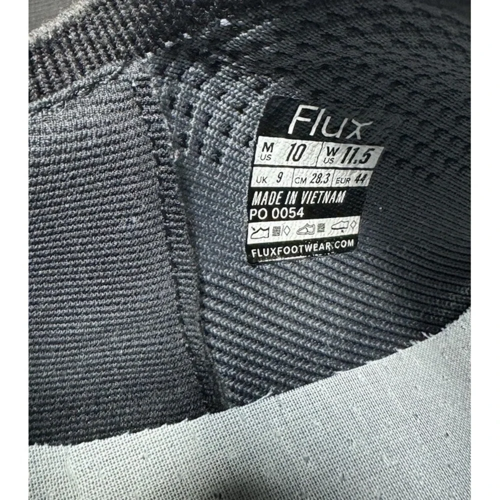 Flux Adapt Runner Black Gum Running Athletic Barefoot Knit Shoes Mens Size 10